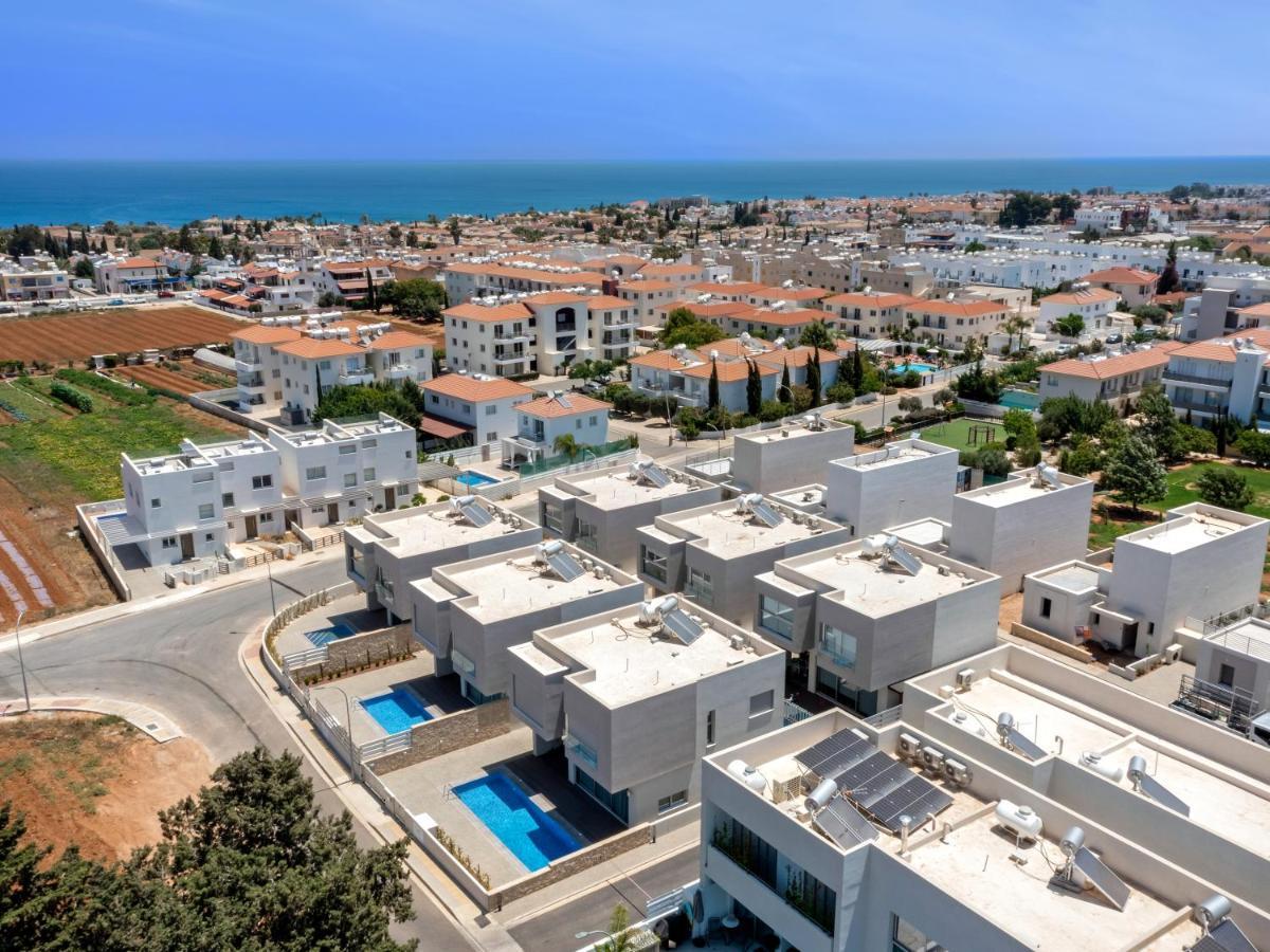 Sanders Mythical Blue Villas Paralimni Esterno foto